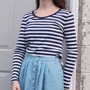 French Acadamia Sporty Indigo And White Striped Cotton Long Sleeve Tee
